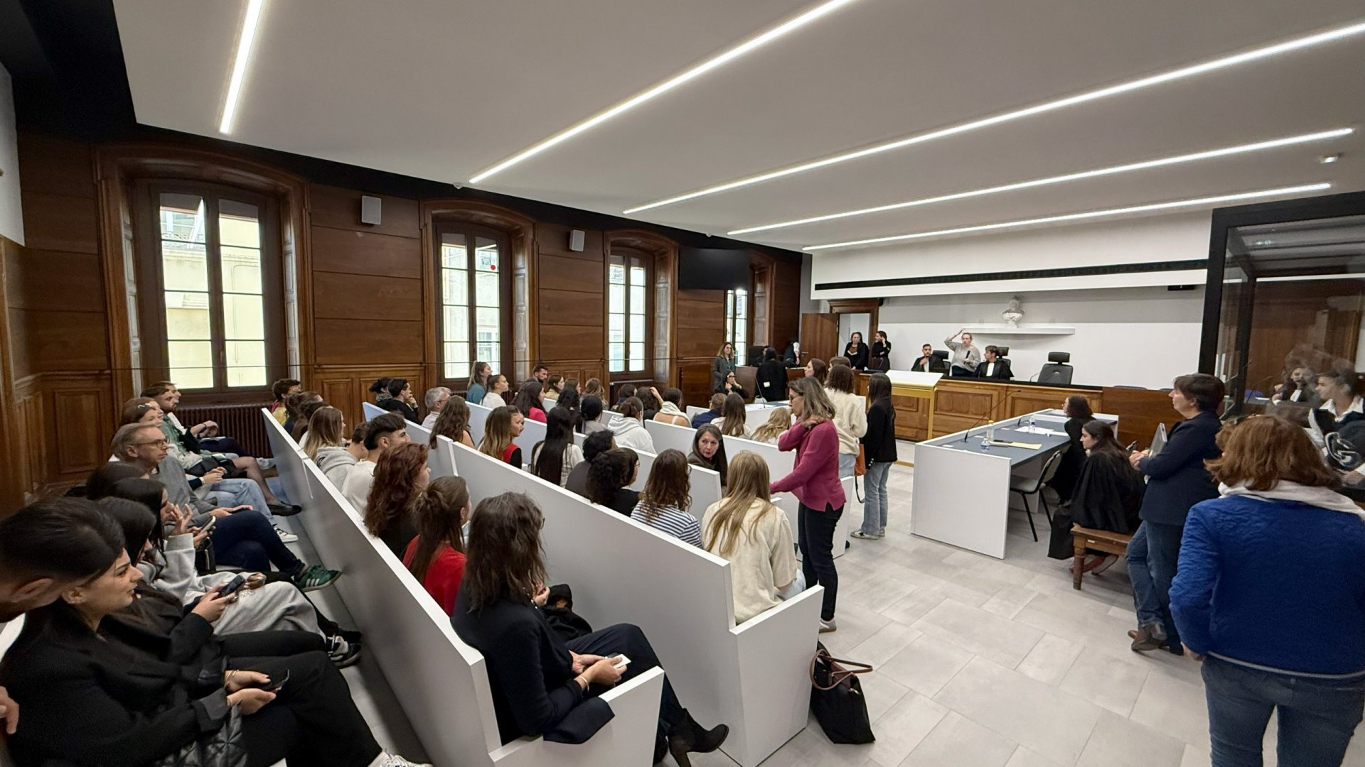 20251002_160516204_iOS