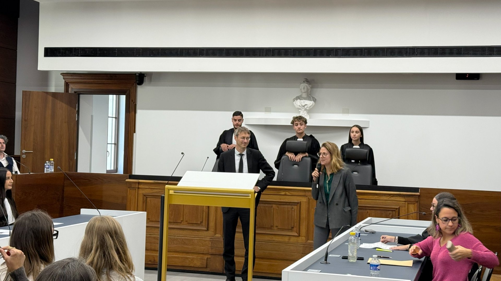 20251002_160622058_iOS