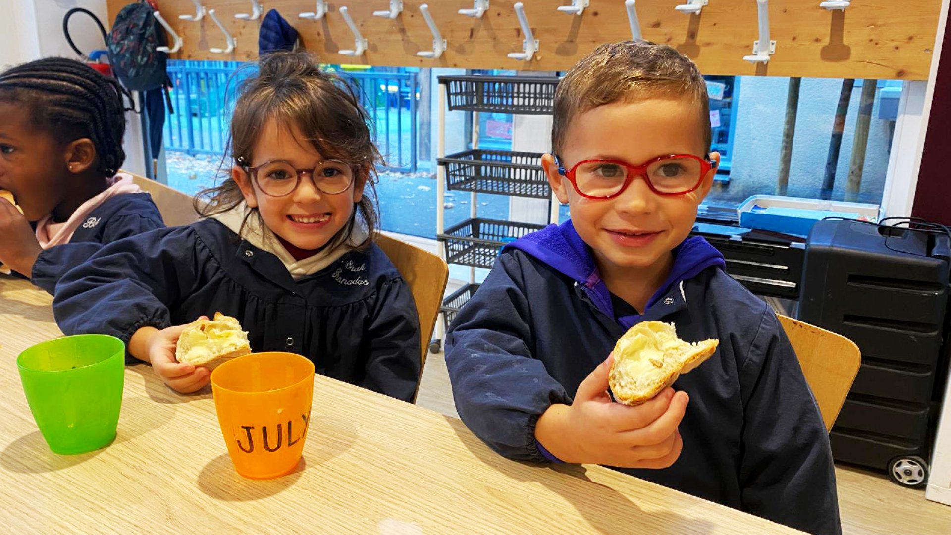 b99ec5d7-b89d-417c-aa5e-b559cdaf4ad5